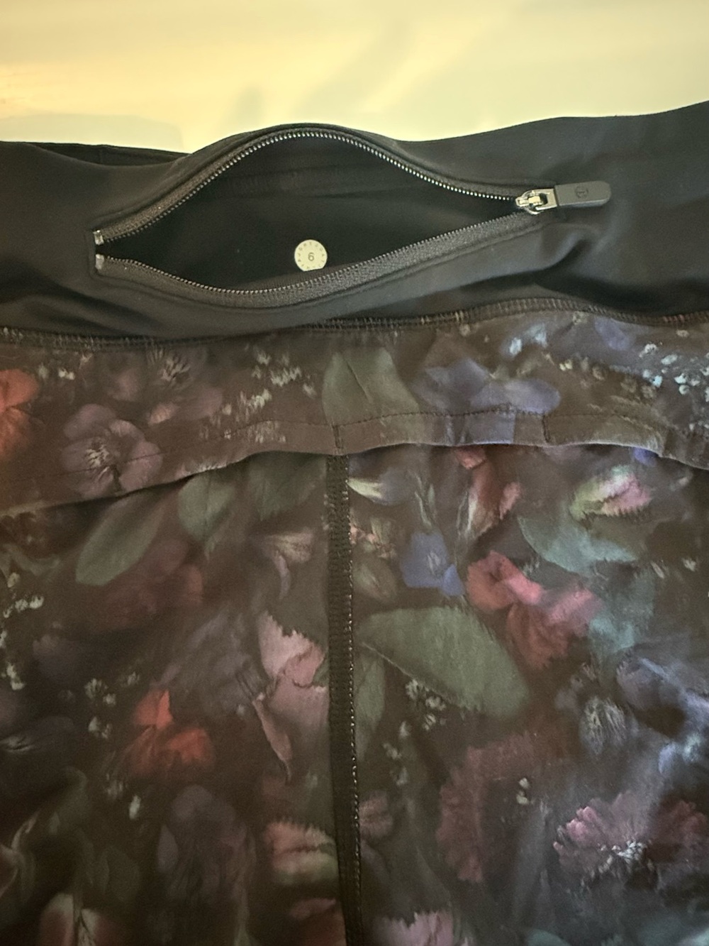 Lululemon Speed Short - Frozen Flourish - Picture 3 of 4